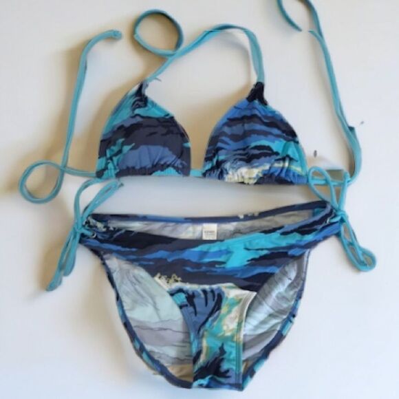 Old Navy bikini set - - Picture 1 of 8